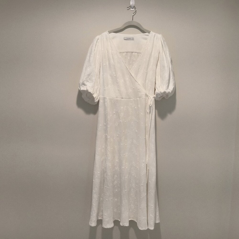 Reserved 100% Cotton NWOT Midi white dress V neck ¾ puff sleeves Size M